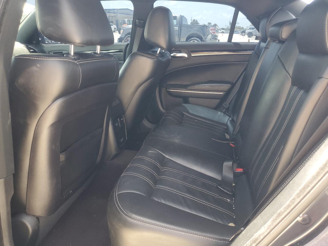 2019 Chrysler 300 S VIN: 2C3CCAGG4KH538331 Lot: 65318474