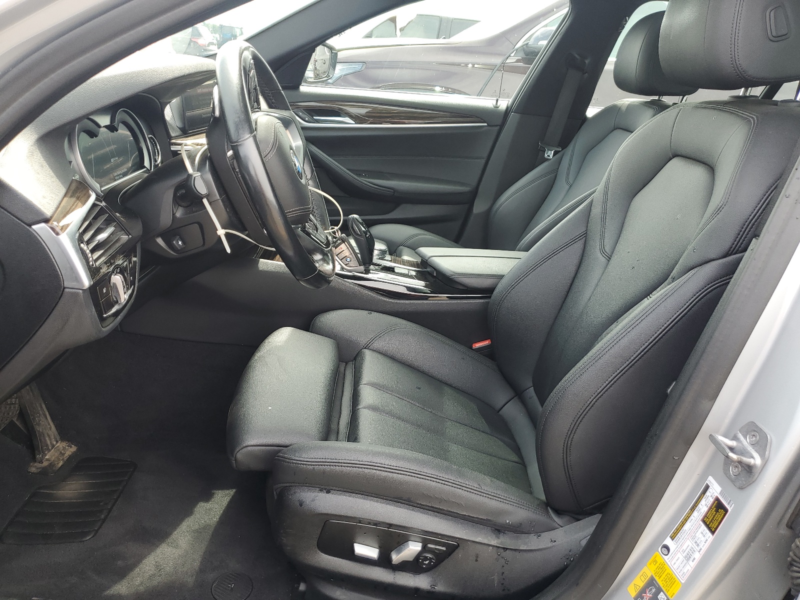 WBAJB1C59JB085418 2018 BMW 530Xe