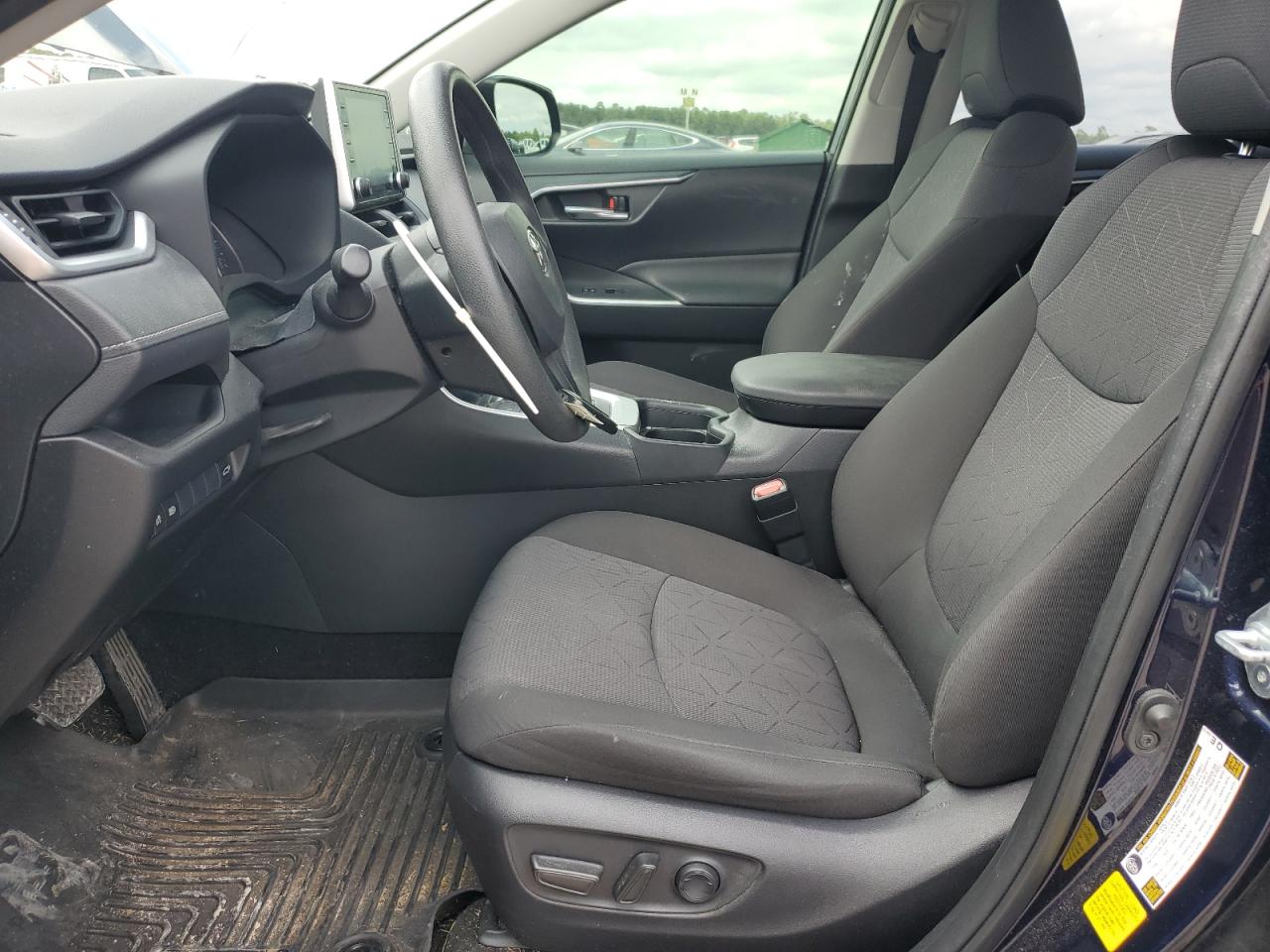 2020 Toyota Rav4 Xle VIN: JTMW1RFV0LD043202 Lot: 63511394