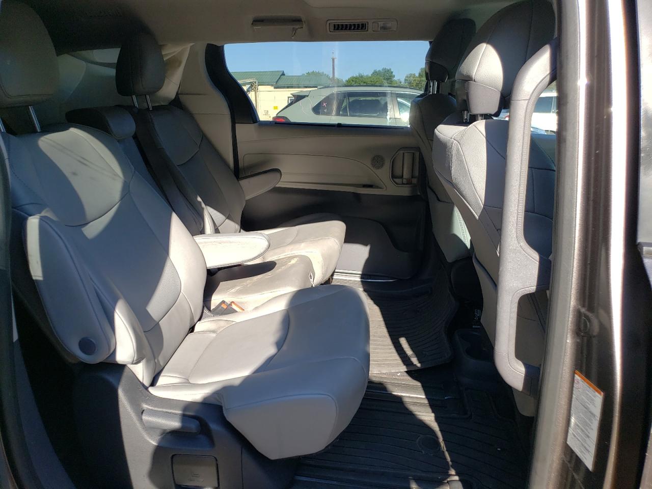 2022 Toyota Sienna Xle VIN: 5TDYRKEC9NS131875 Lot: 63482124