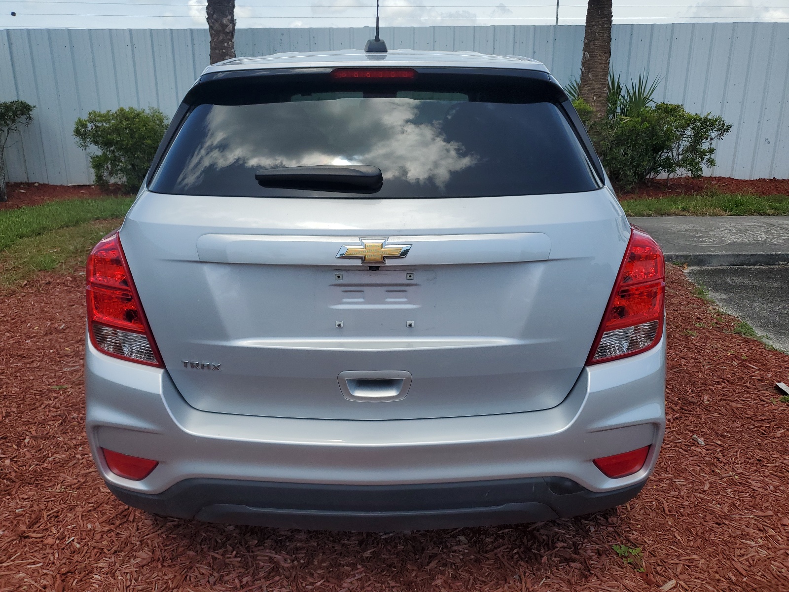 3GNCJKSB5LL209527 2020 Chevrolet Trax Ls