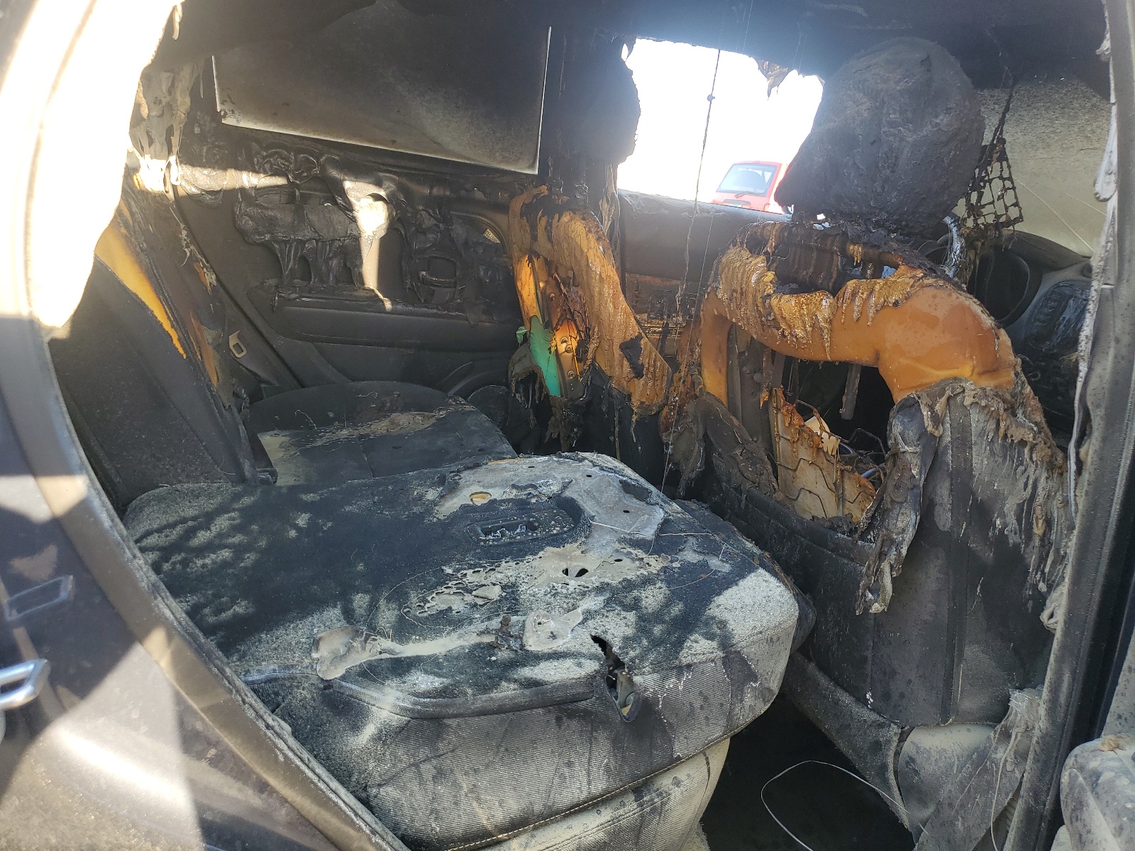 KNDJP3A59G7323332 2016 Kia Soul +