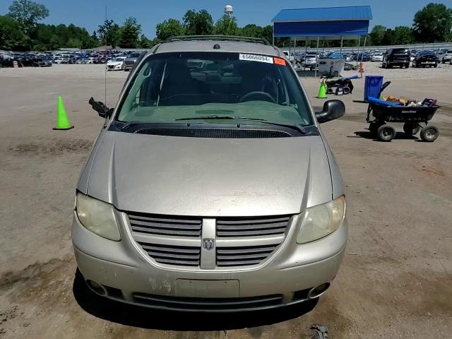 2005 Dodge Grand Caravan Sxt VIN: 2D4GP44L65R397526 Lot: 65066094