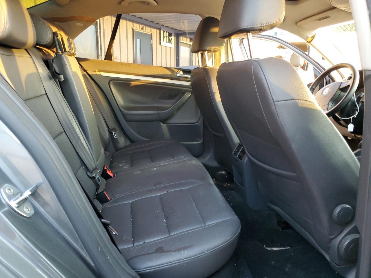 2007 Volkswagen Jetta 2.5 Option Package 1 VIN: 3VWSG81K37M009931 Lot: 65093414