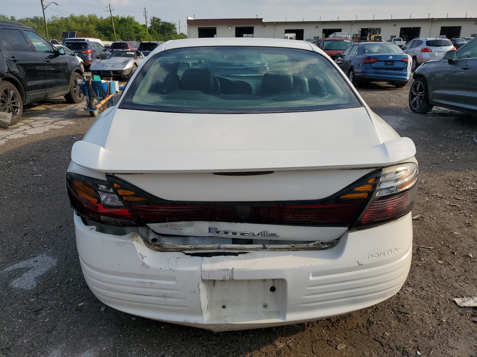 1G2HX52K34U206135 2004 Pontiac Bonneville Se