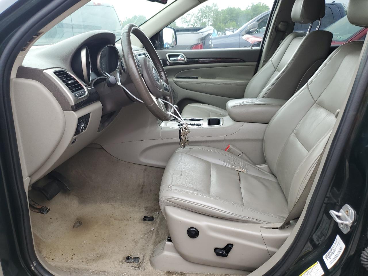 2011 Jeep Grand Cherokee - Image 7