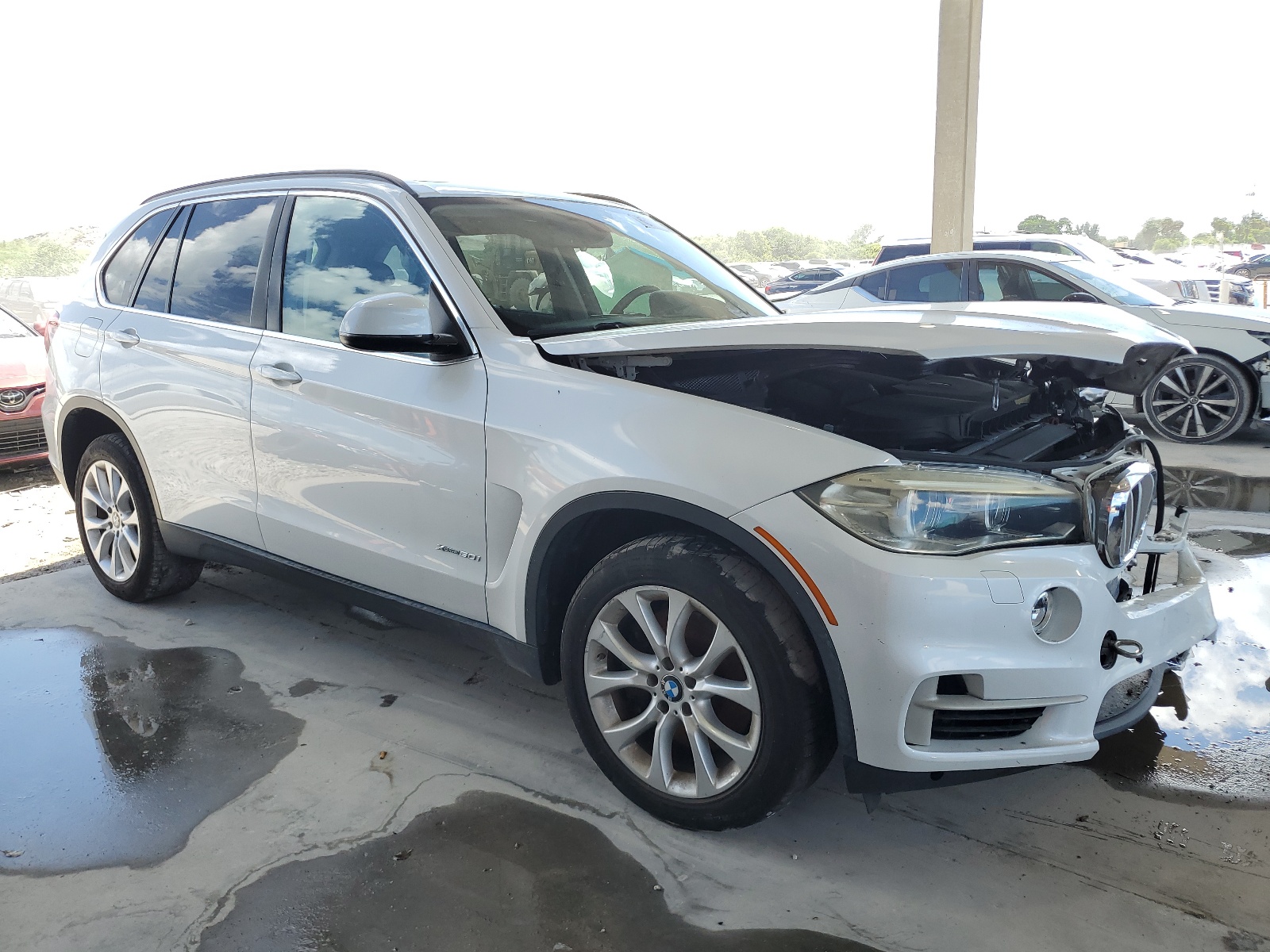 2016 BMW X5 xDrive50I vin: 5UXKR6C52G0J81314