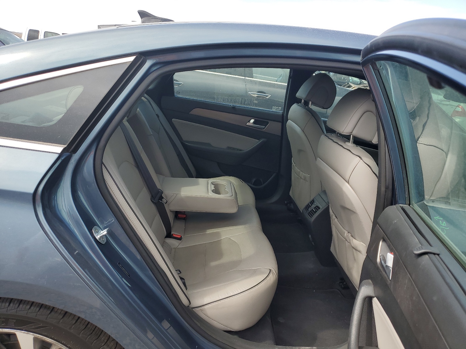 5NPE34AB1FH235054 2015 Hyundai Sonata Sport