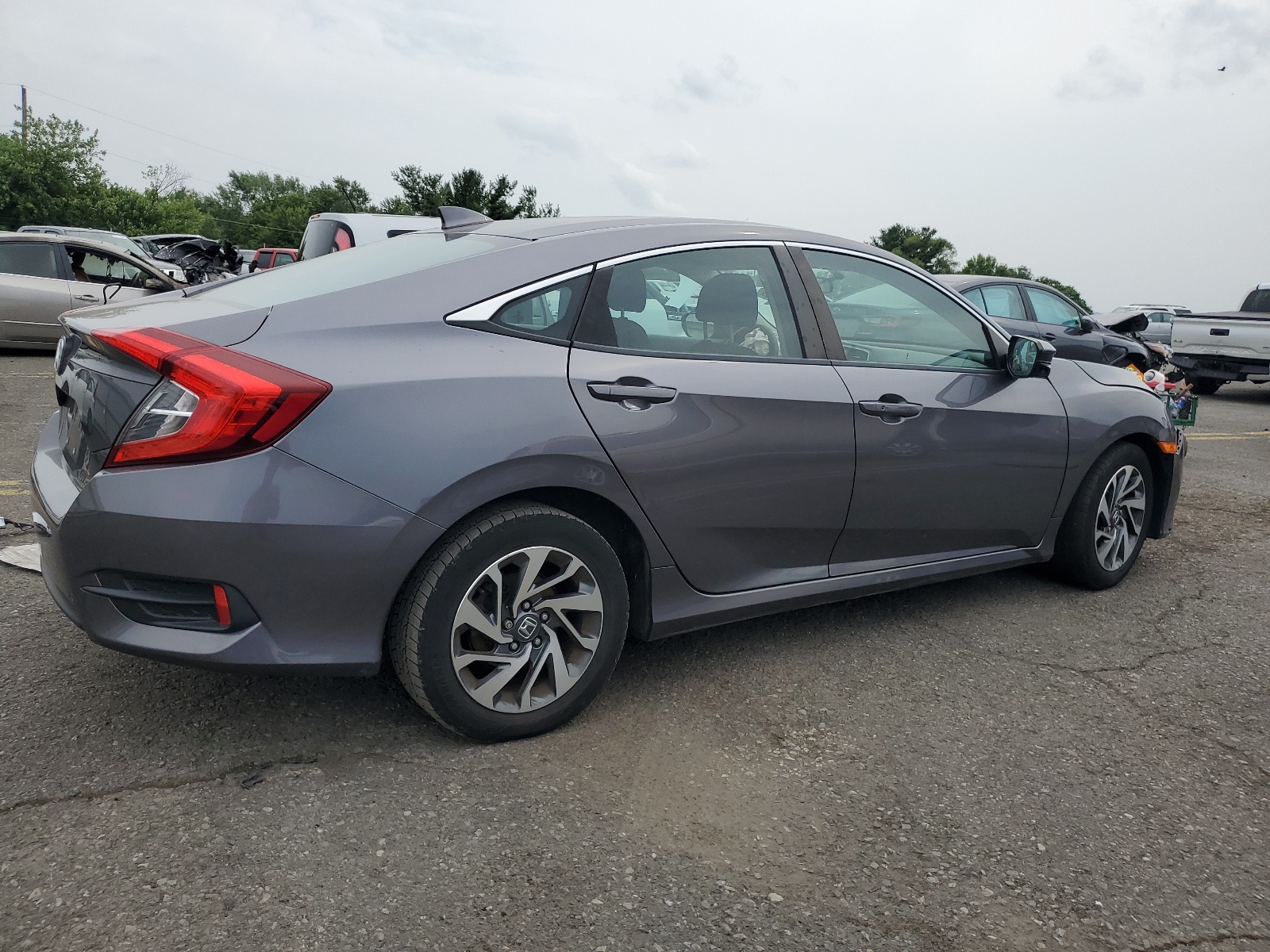 2018 Honda Civic Ex vin: 2HGFC2F71JH536875