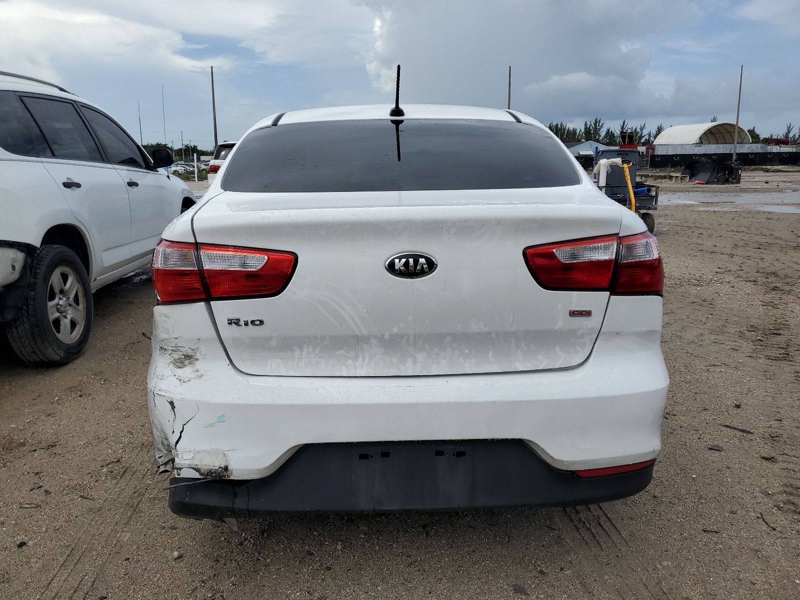 KNADM4A33H6044683 2017 Kia Rio Lx