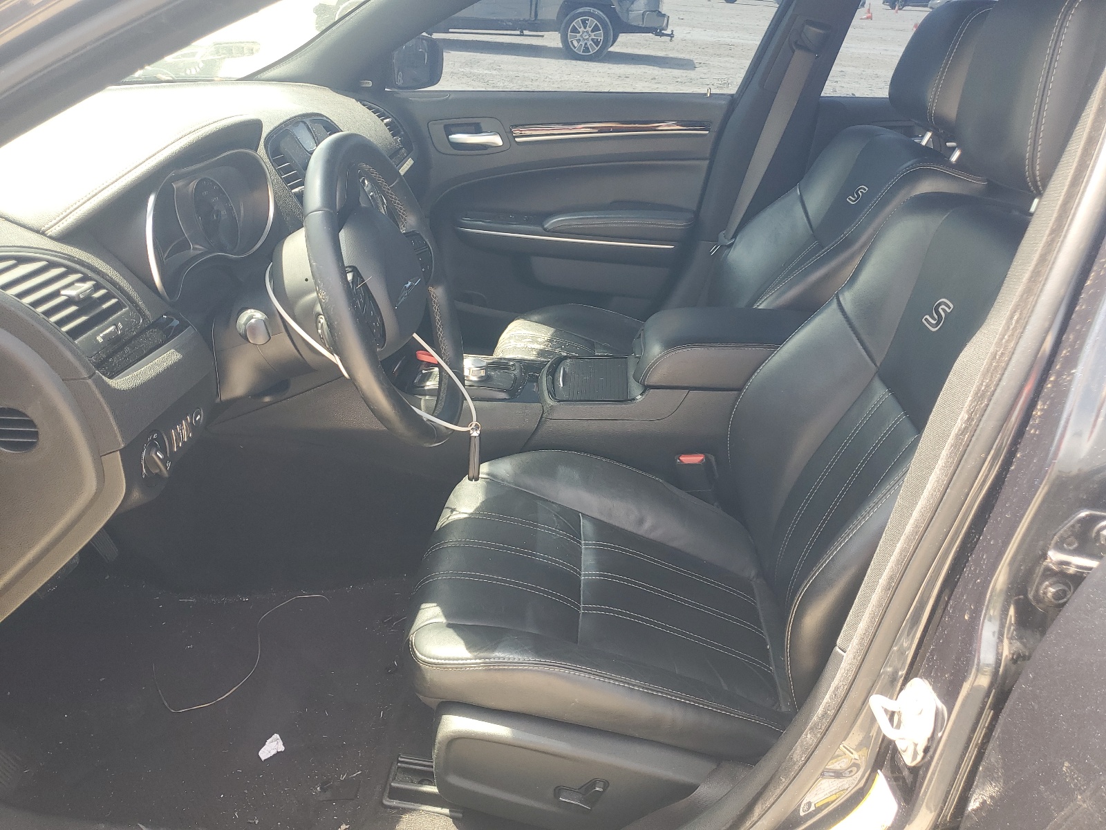 2C3CCAGG4KH538331 2019 Chrysler 300 S