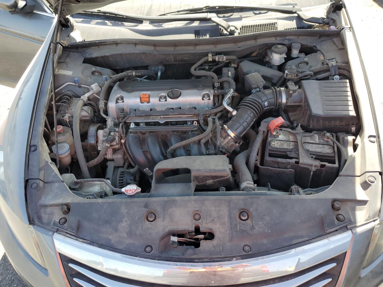 1HGCP2E37BA120383 2011 Honda Accord Lx