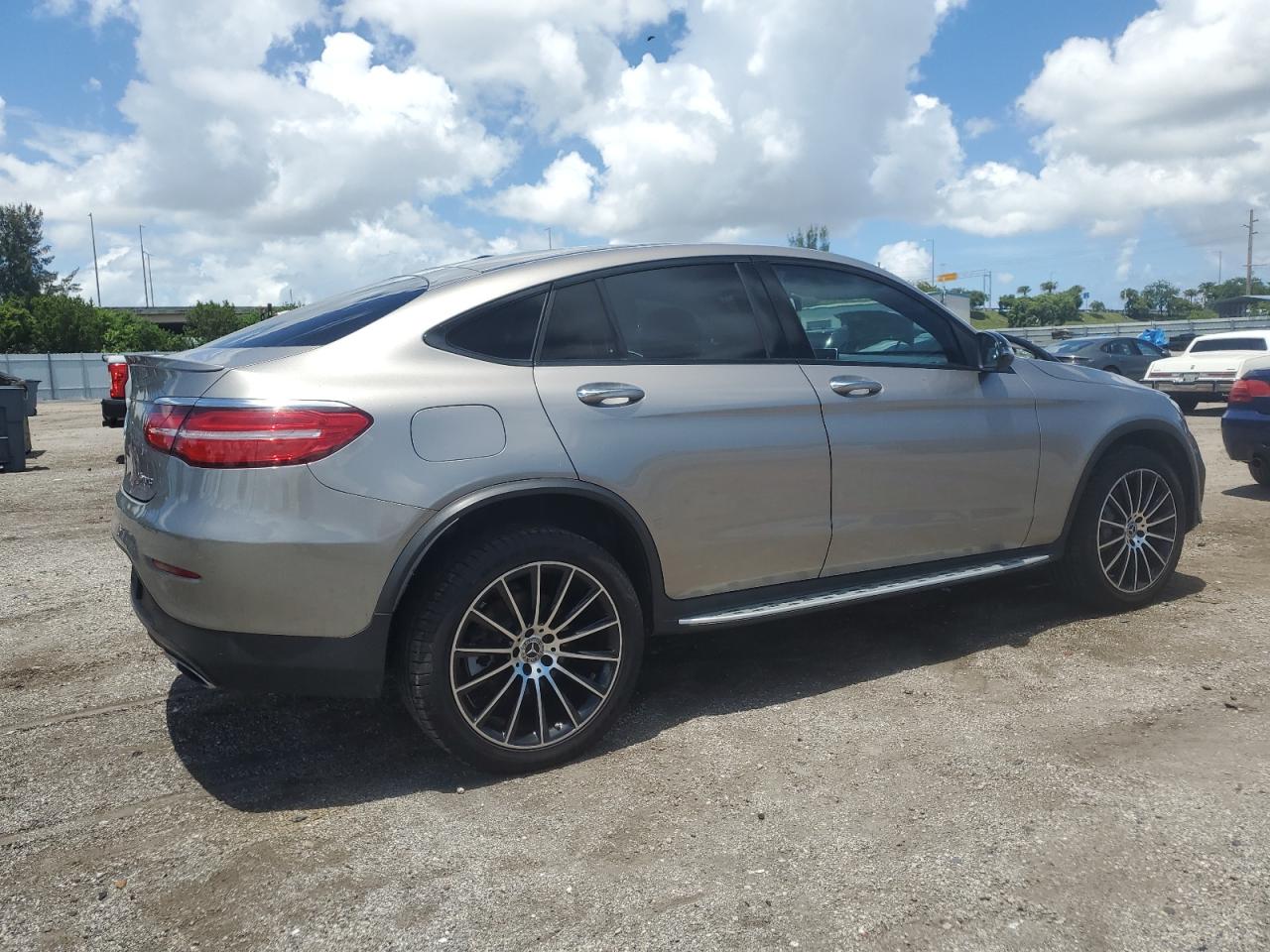 WDC0J4KB6KF488044 2019 Mercedes-Benz Glc Coupe 300 4Matic