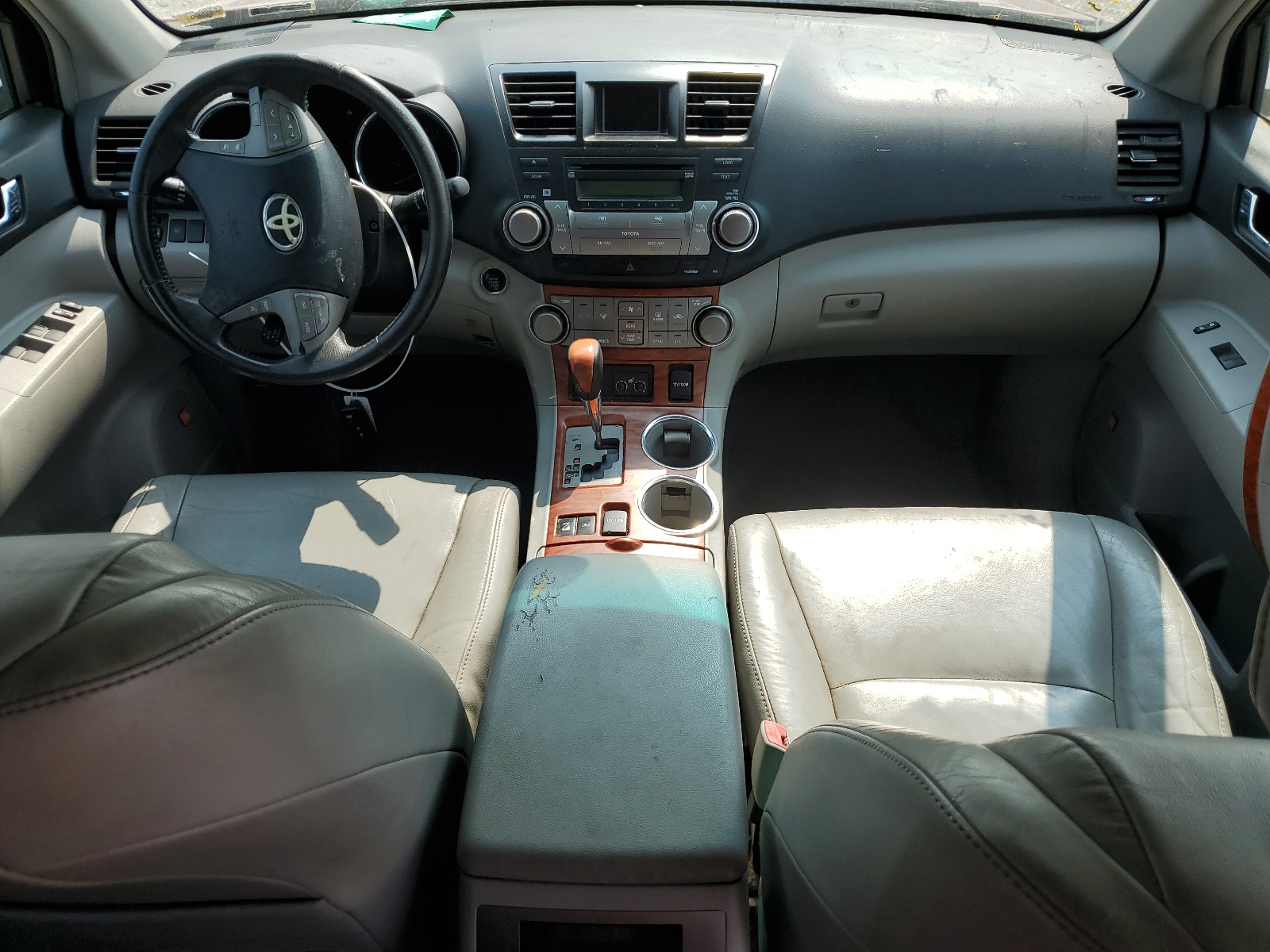 5TDDK3EH8AS040188 2010 Toyota Highlander Limited