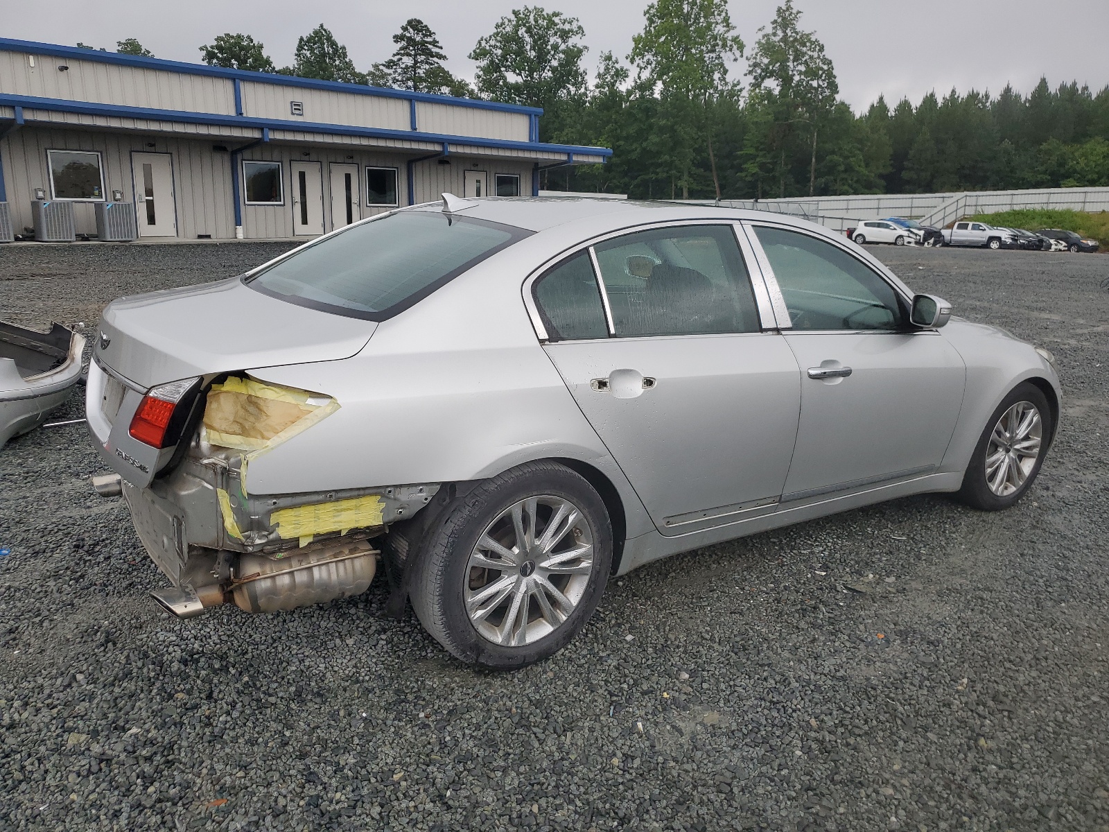 KMHGC4DF1BU128833 2011 Hyundai Genesis 4.6L