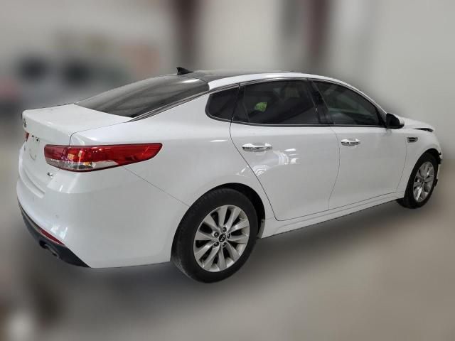  KIA OPTIMA 2018 Белый