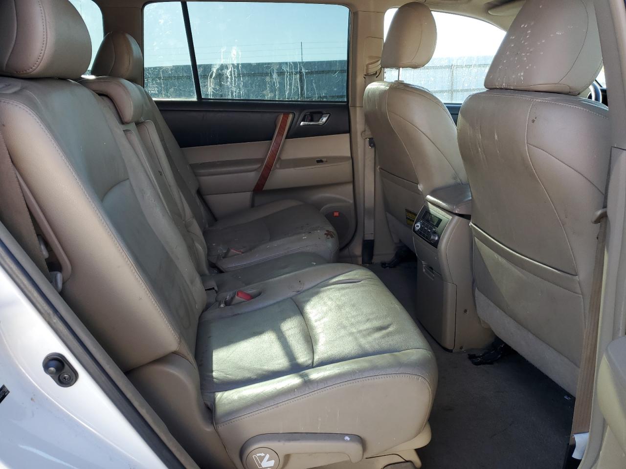 2008 Toyota Highlander Limited VIN: JTEDS42A882021506 Lot: 63485774