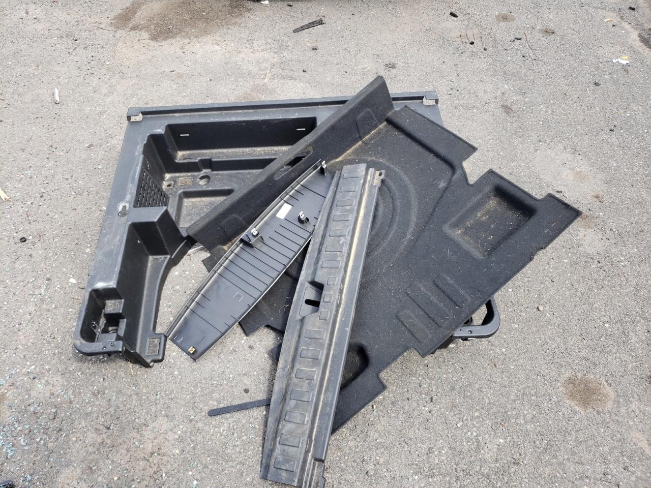 2020 Chevrolet Equinox Lt VIN: 3GNAXUEV2LL317353 Lot: 63194624