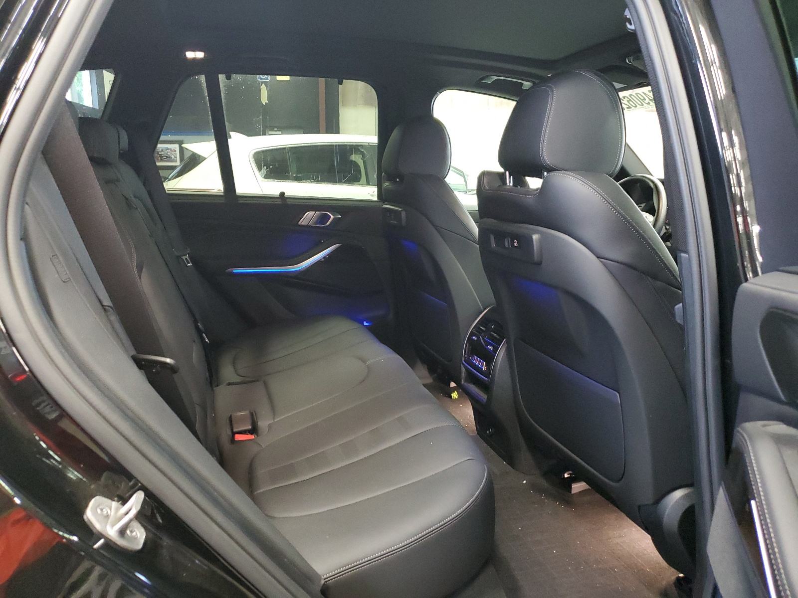 5UXCR6C00N9J09822 2022 BMW X5 xDrive40I