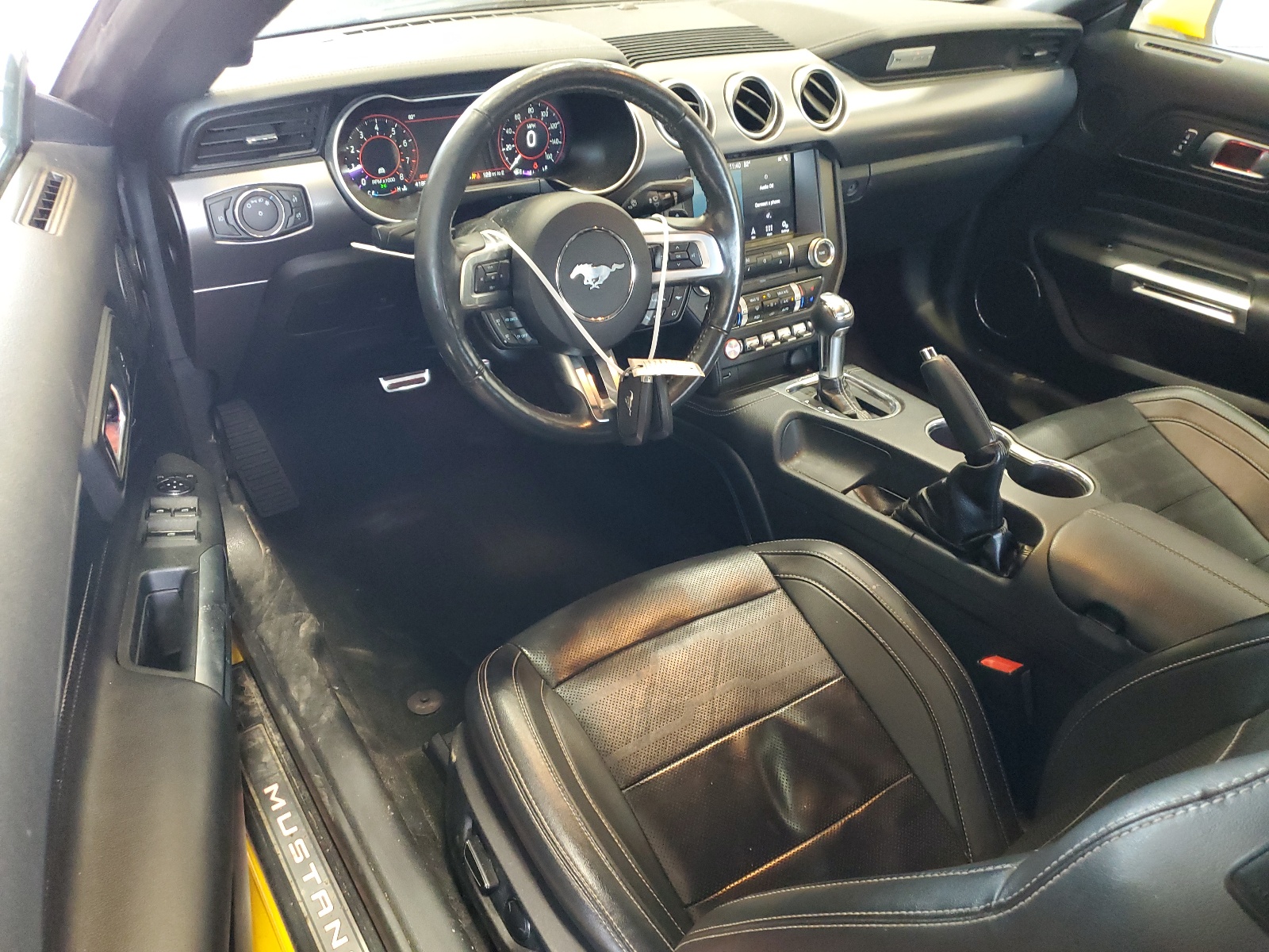 1FATP8UH6J5117924 2018 Ford Mustang