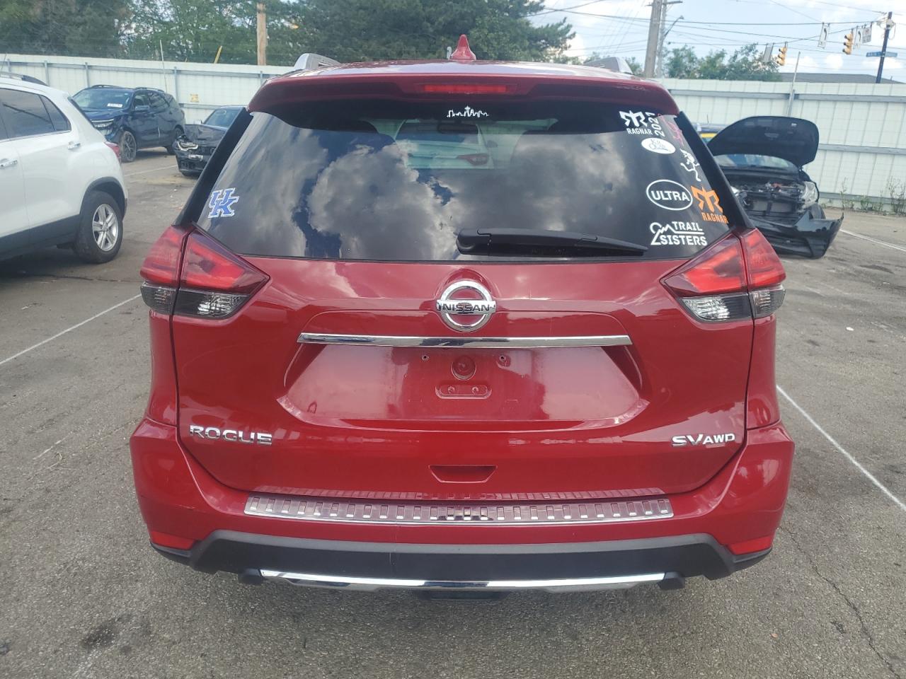 2017 Nissan Rogue S VIN: JN8AT2MV9HW264893 Lot: 62672544
