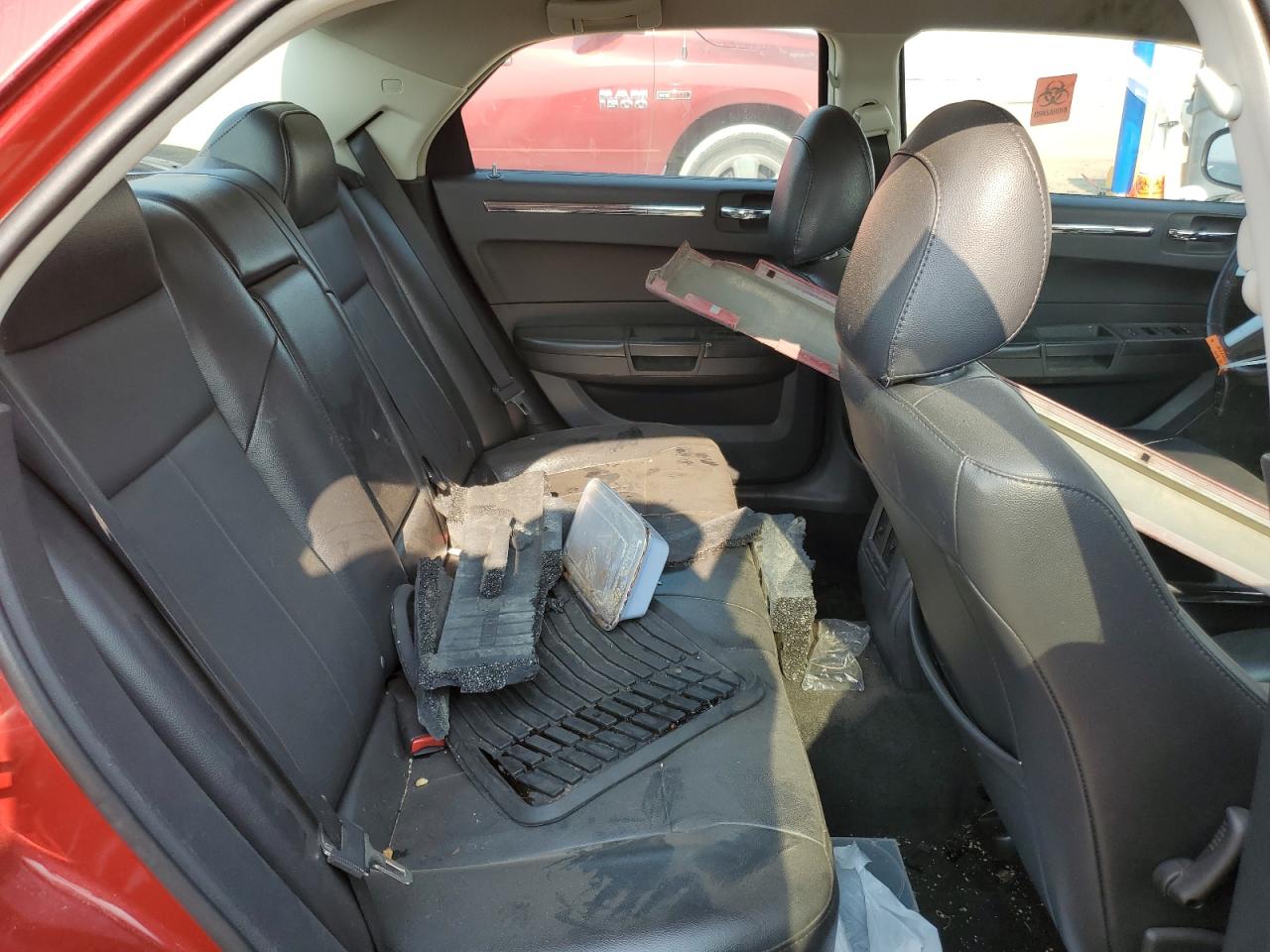 2010 Chrysler 300 Touring VIN: 2C3CA5CV2AH325037 Lot: 64683614