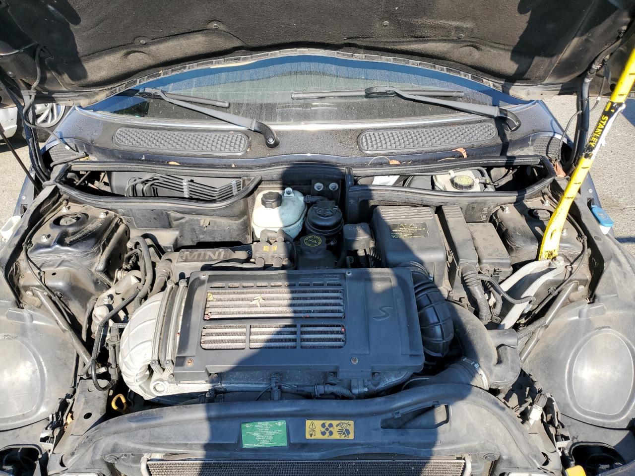 2008 Mini Cooper S VIN: WMWRH33518TU81215 Lot: 62391524