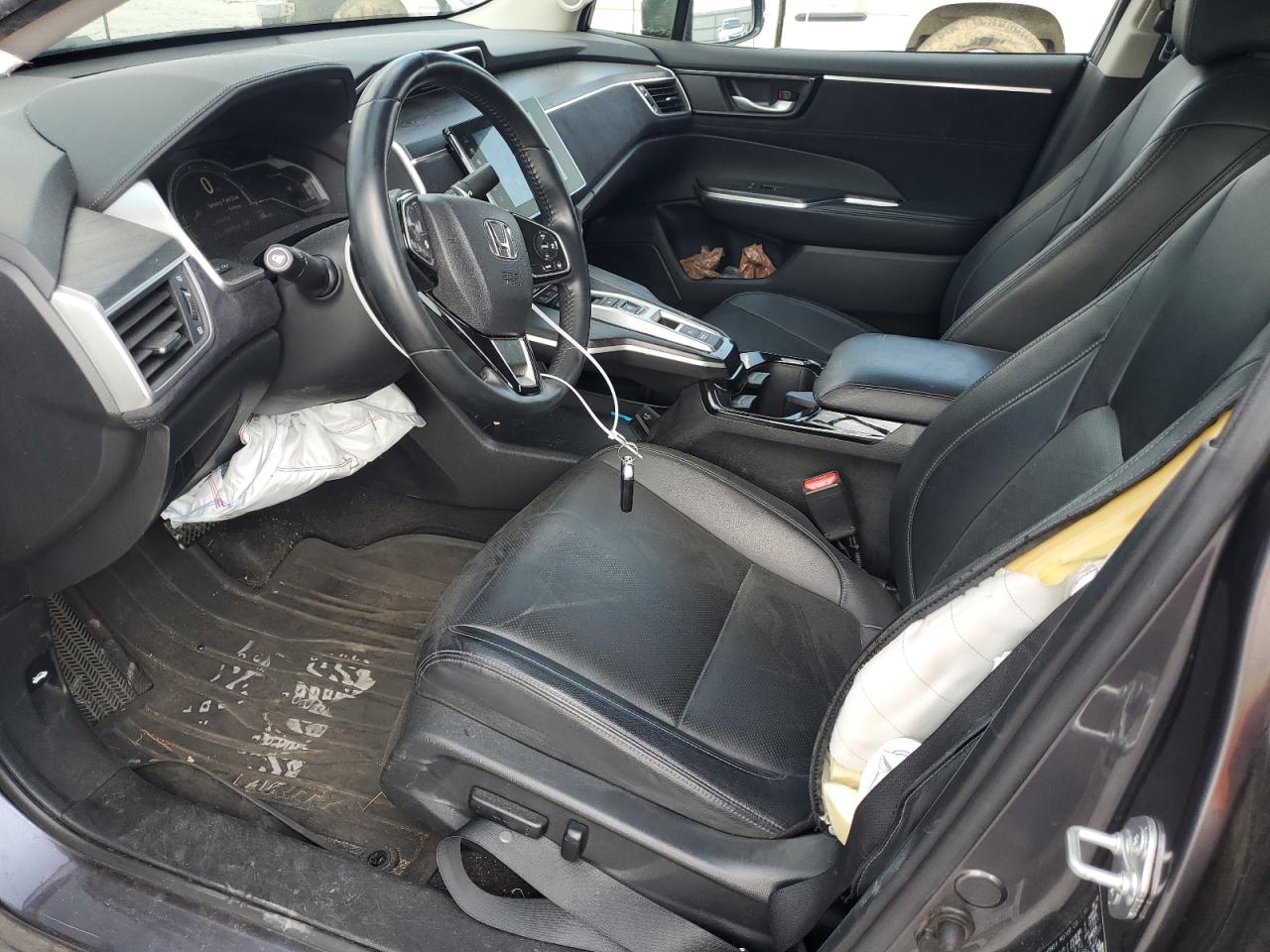 2018 Honda Clarity Touring VIN: JHMZC5F36JC001018 Lot: 62985294