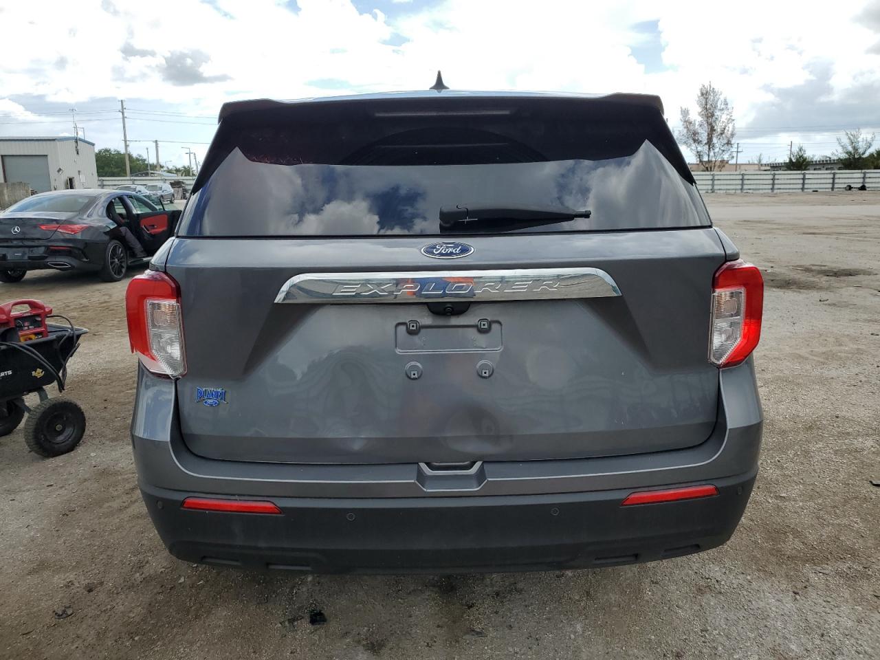 2021 Ford Explorer VIN: 1FMSK7BH9MGA94418 Lot: 62390064