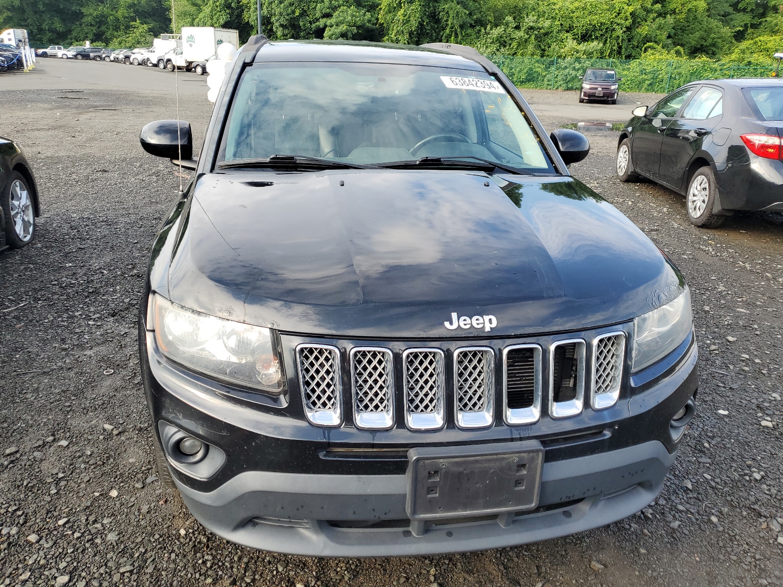 2014 Jeep Compass Latitude vin: 1C4NJDEBXED632931