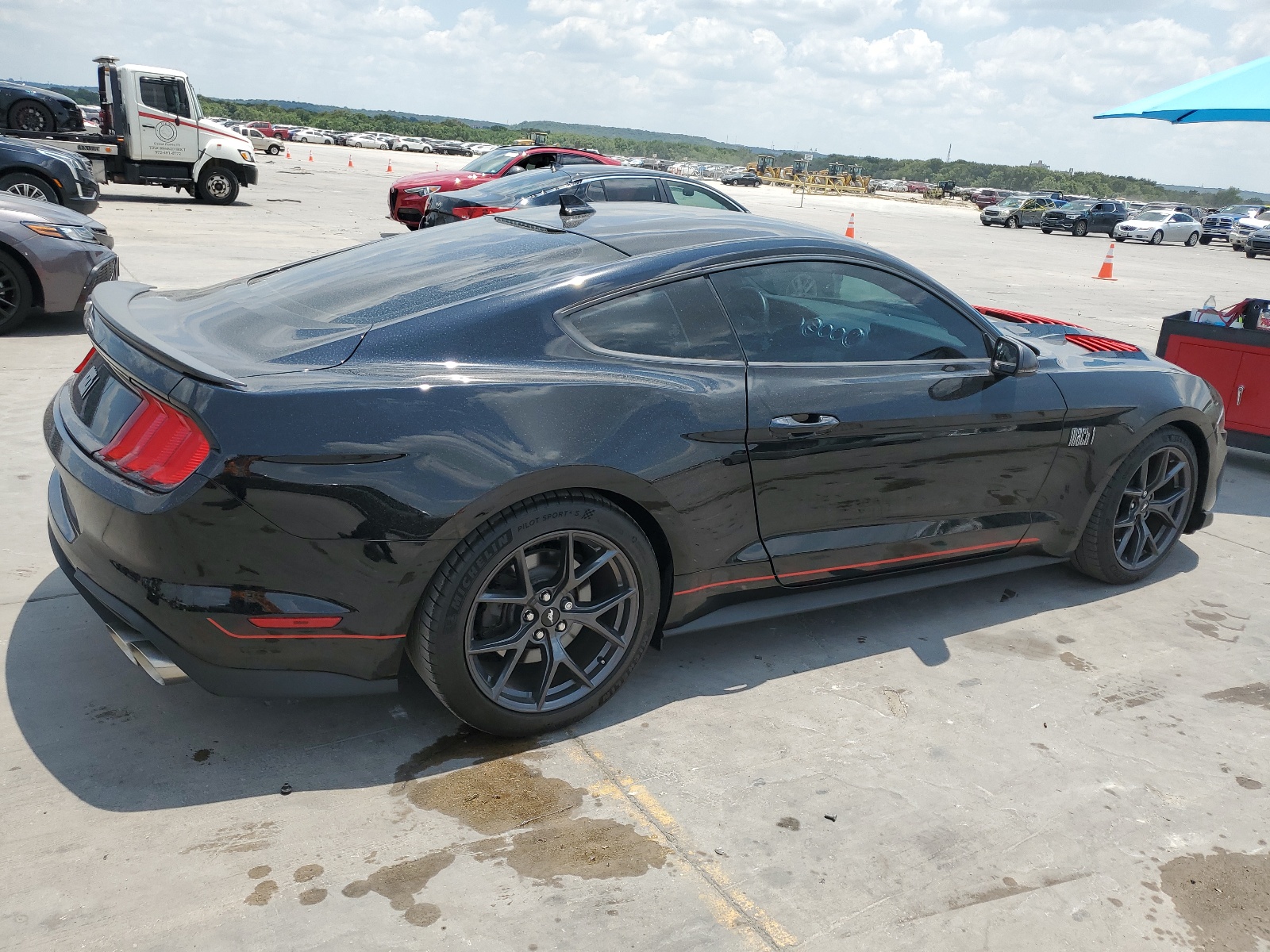 2023 Ford Mustang Mach I vin: 1FA6P8R02P5501613