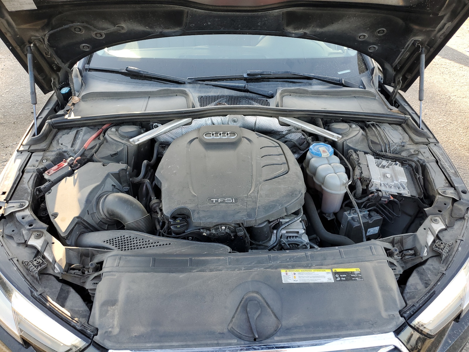 WAUGNAF44HN003916 2017 Audi A4 Premium