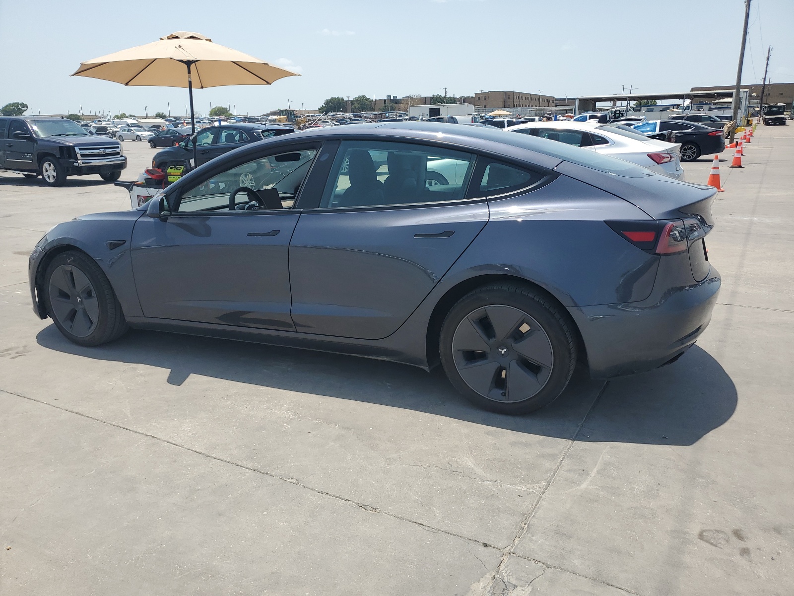 2023 Tesla Model 3 vin: 5YJ3E1EA4PF613532