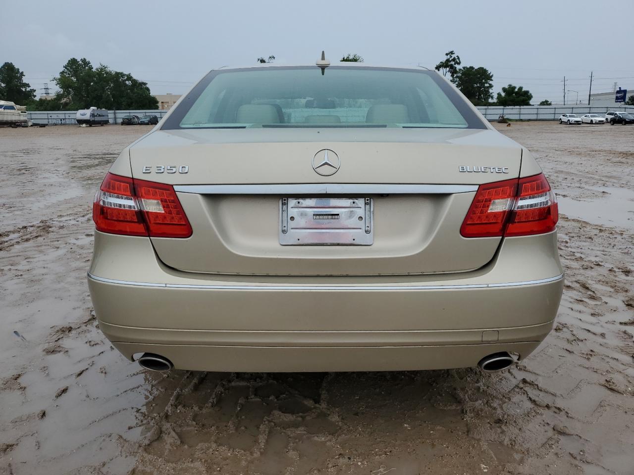 2011 Mercedes-Benz E 350 Bluetec VIN: WDDHF2EB1BA423602 Lot: 64600424