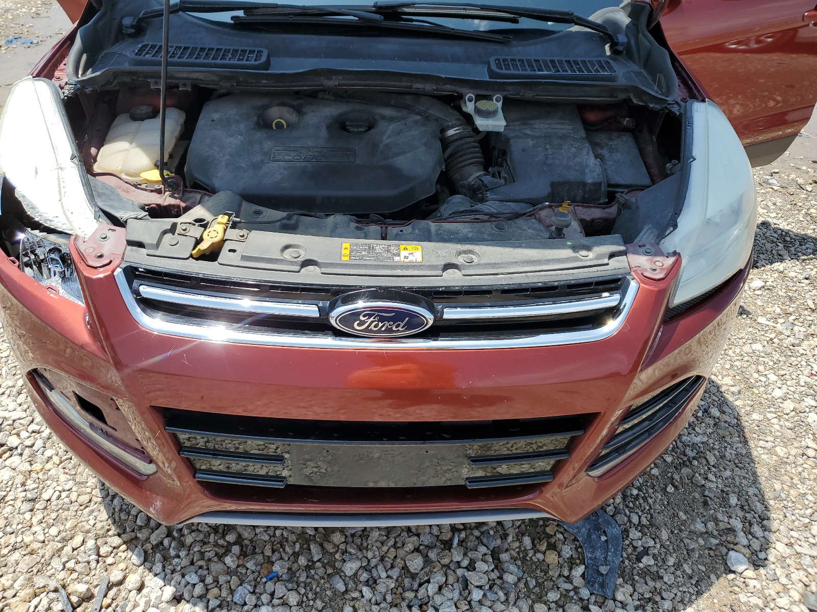 1FMCU9J90EUA38181 2014 Ford Escape Titanium