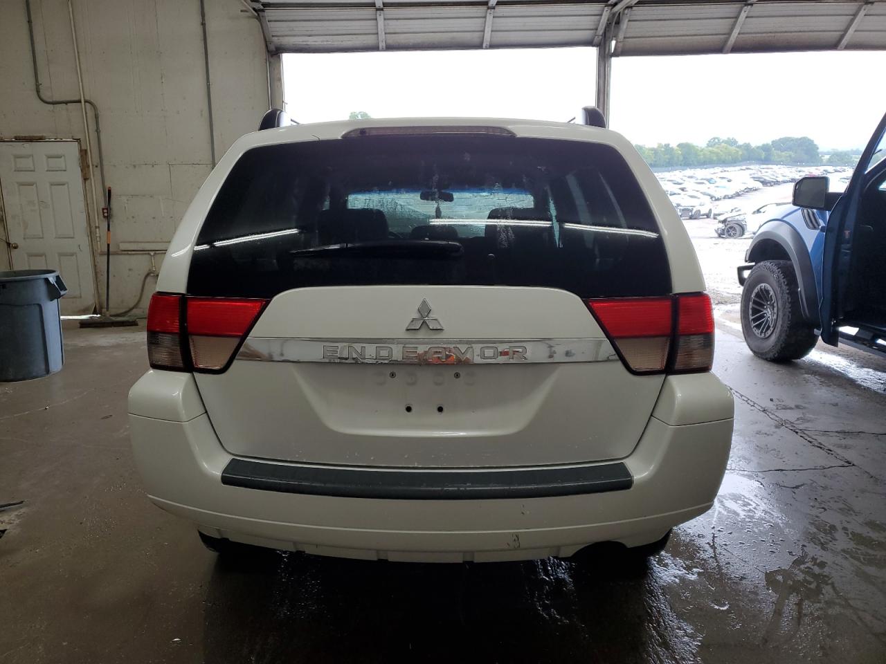 2011 Mitsubishi Endeavor Ls VIN: 4A4JN2AS3BE025085 Lot: 64554124