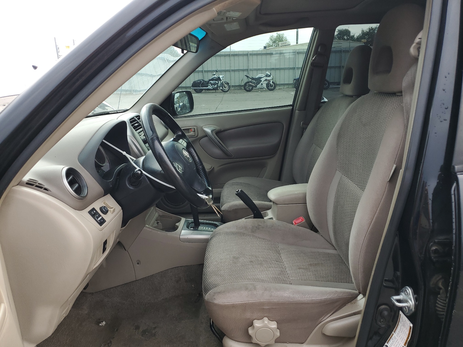 JTEHD20V156043082 2005 Toyota Rav4