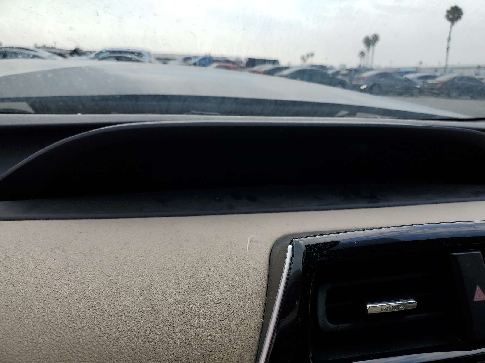 JTDKBRFU5H3558082 2017 Toyota Prius