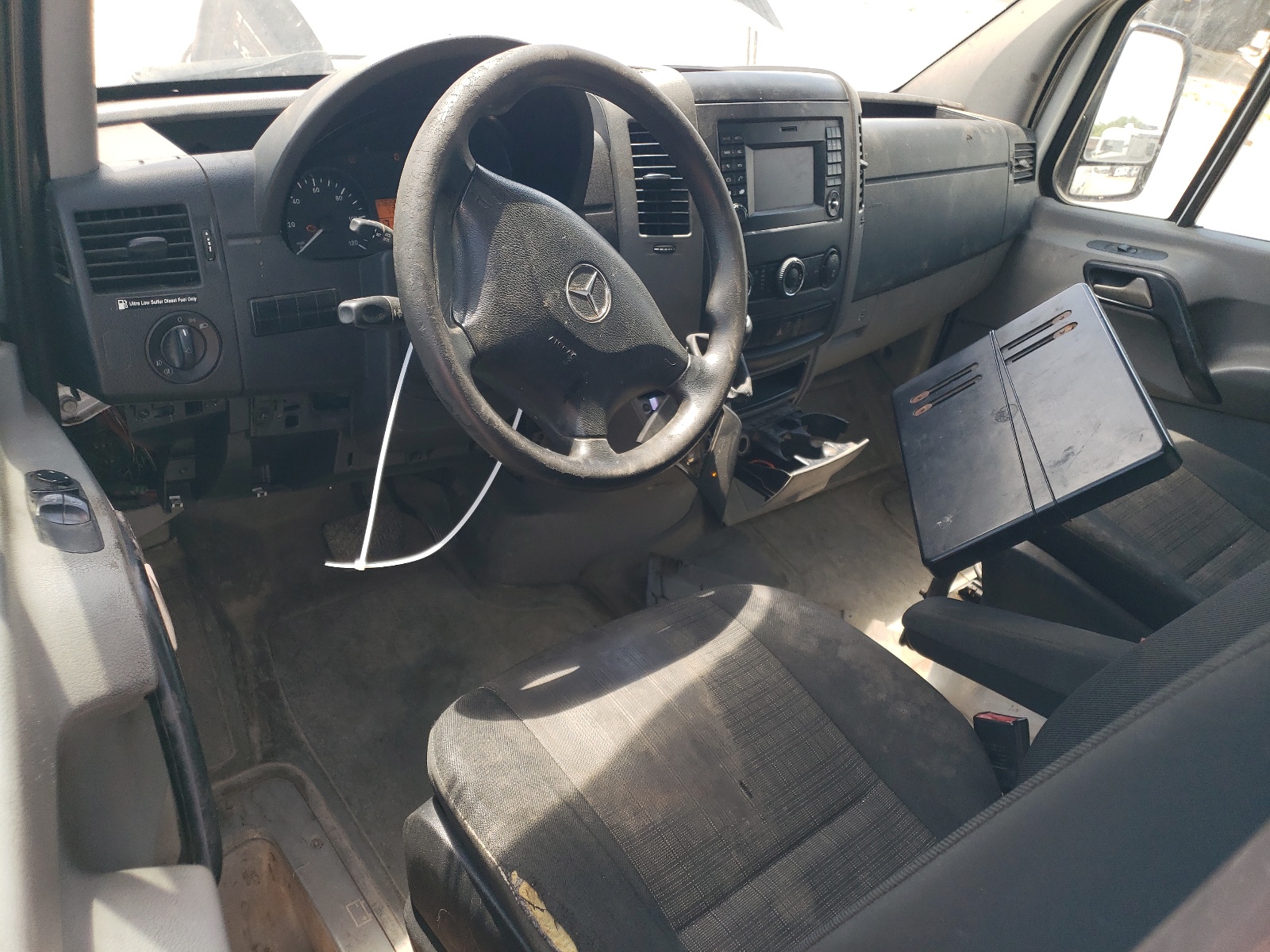 WD3PE7DC4E5922661 2014 Mercedes-Benz Sprinter 2500