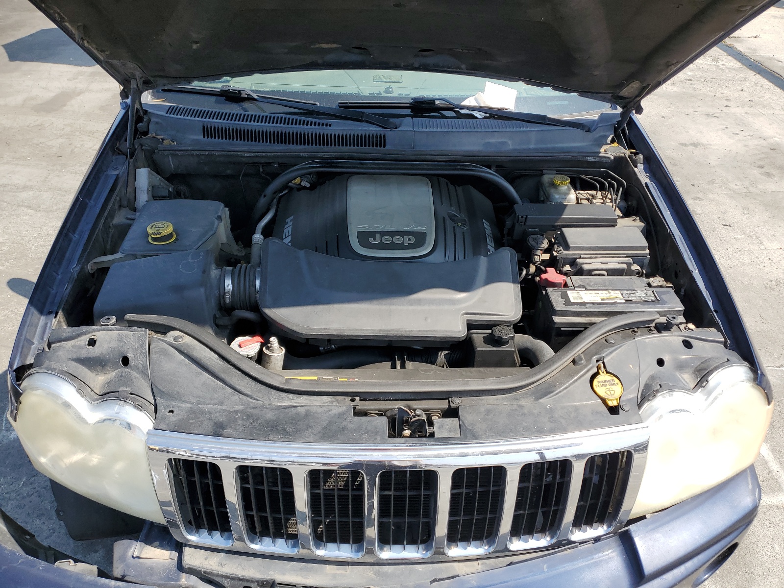 1J4HR58205C672250 2005 Jeep Grand Cherokee Limited