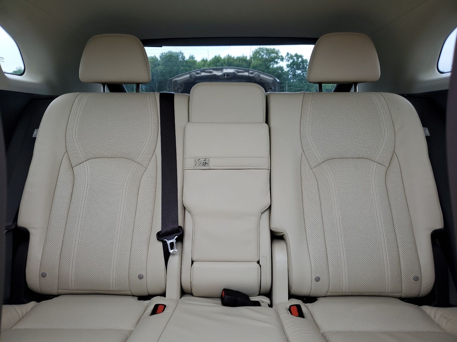 2T2BZMCA6KC180597 2019 Lexus Rx 350 Base