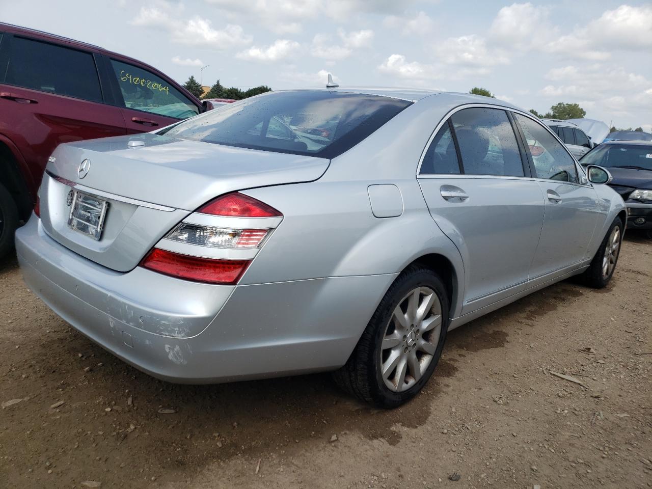 2007 Mercedes-Benz S 550 VIN: WDDNG71X37A077221 Lot: 65087324