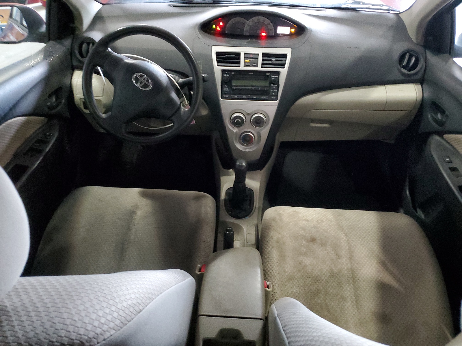 JTDBT923771116263 2007 Toyota Yaris