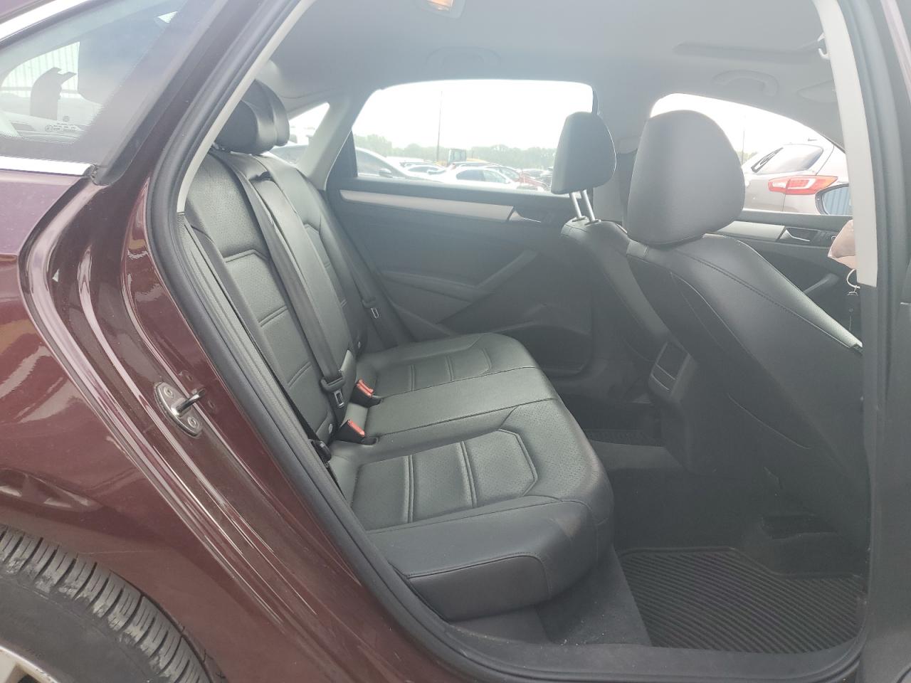 2012 Volkswagen Passat Se VIN: 1VWBP7A30CC020383 Lot: 64430954