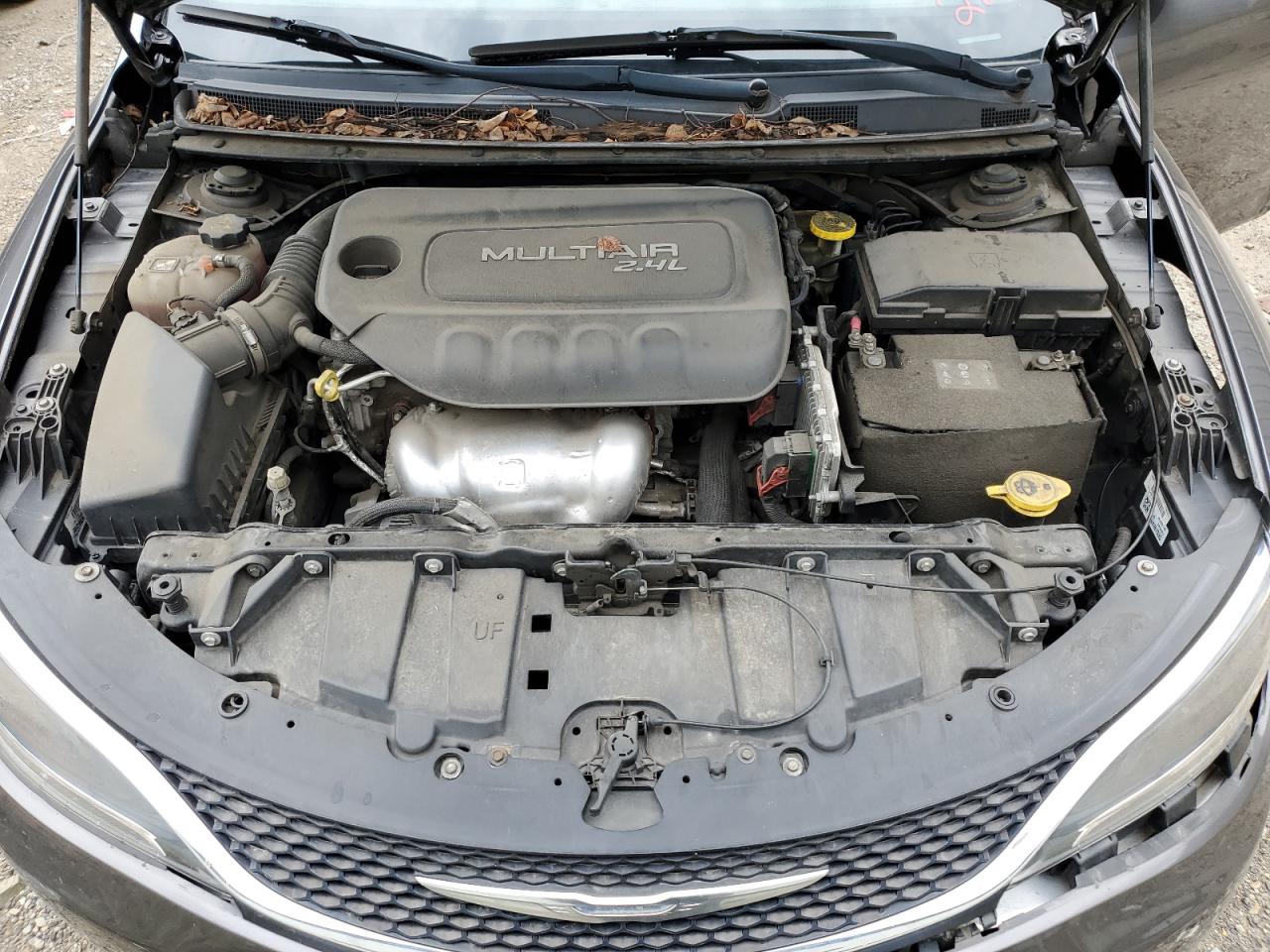 2015 Chrysler 200 Limited VIN: 1C3CCCAB1FN640255 Lot: 63626674