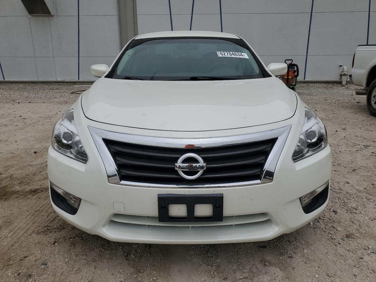 2014 Nissan Altima - Image 5