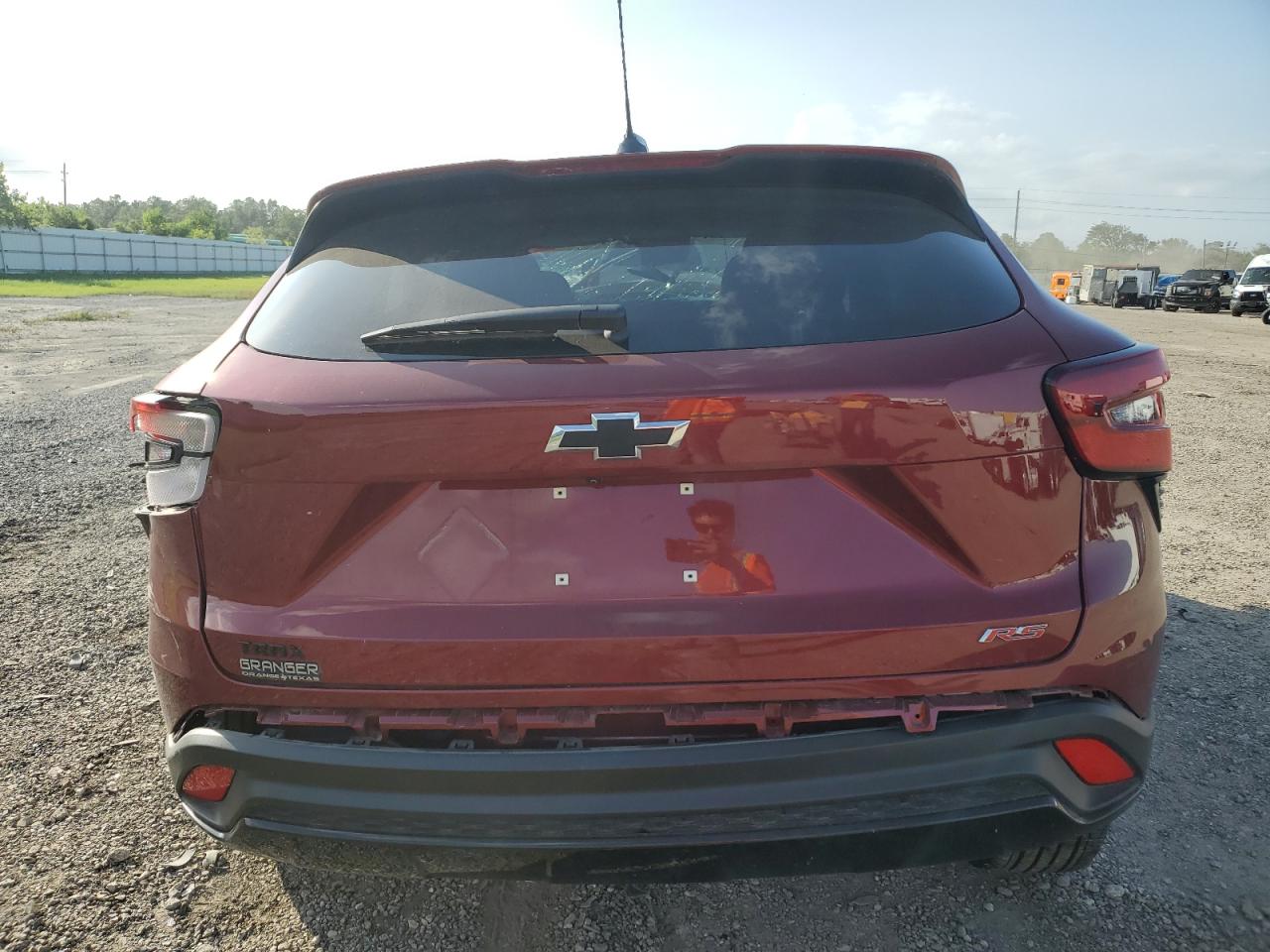 2024 Chevrolet Trax 1Rs VIN: KL77LGE27RC002085 Lot: 63329174