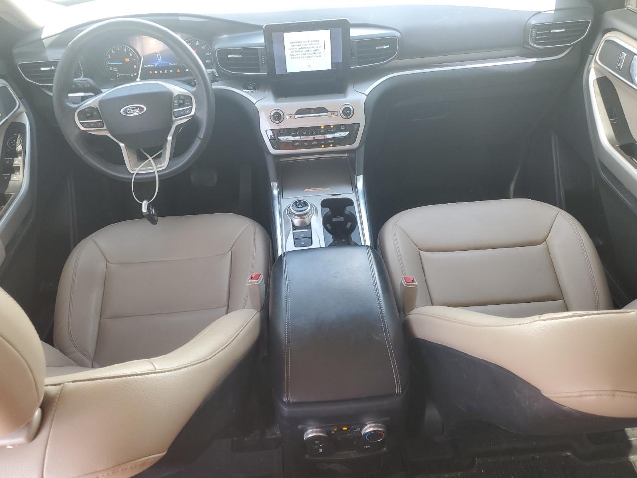 2020 Ford Explorer - Image 8