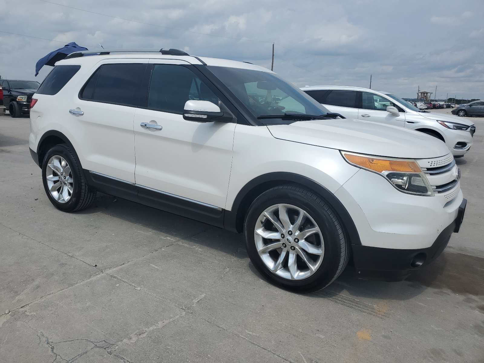 2015 Ford Explorer Limited vin: 1FM5K7F81FGA61519