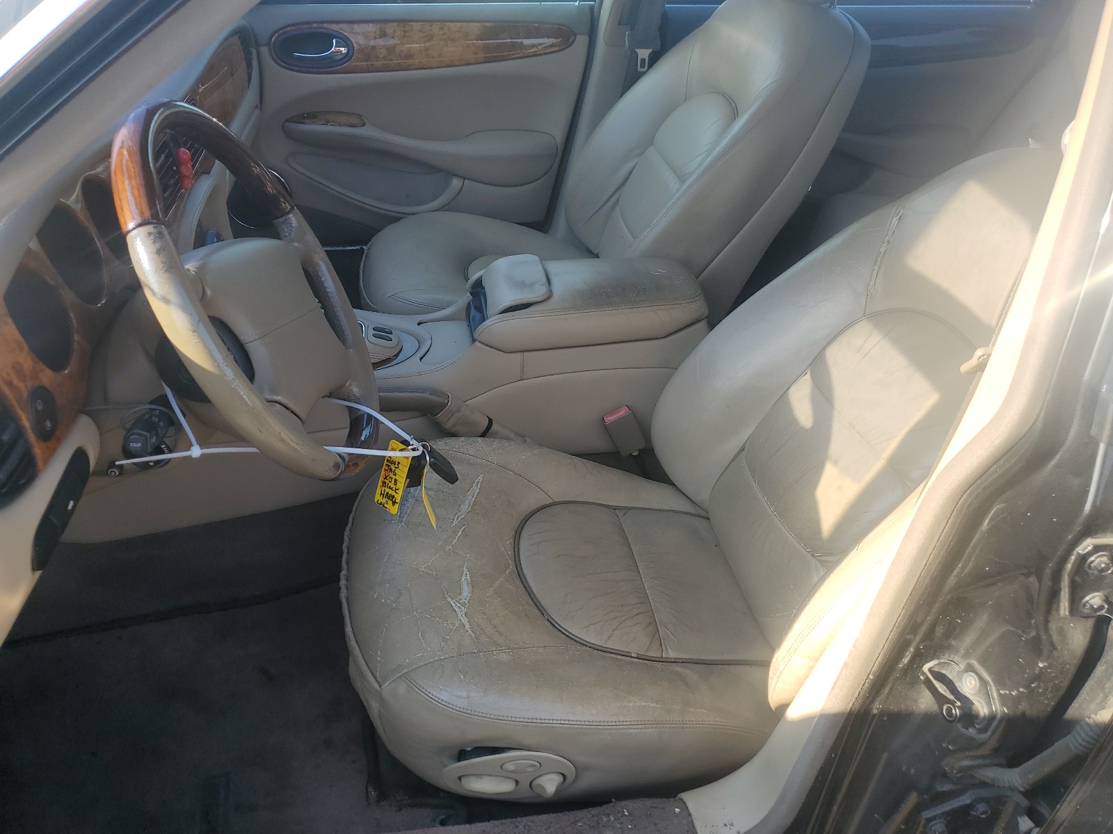 SAJDA24C93LF49895 2003 Jaguar Vandenplas